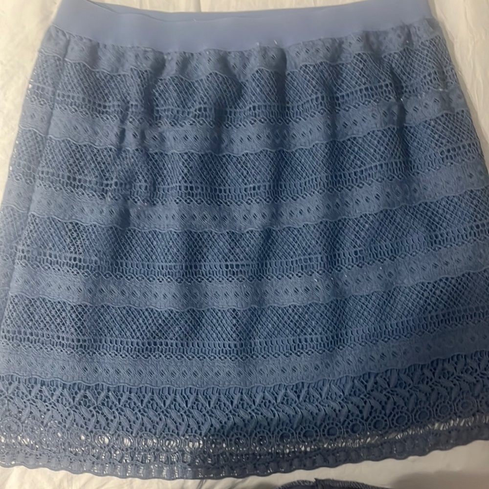 Mini periwinkle, lace skirt